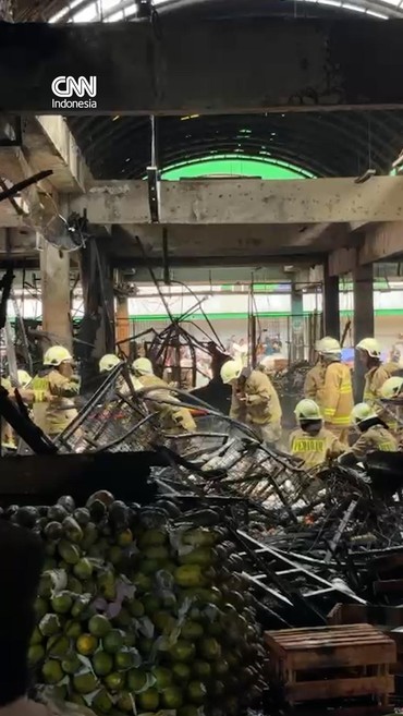 Penampakan Usai Kebakaran di Pasar Induk Kramat Jati Jaktim
