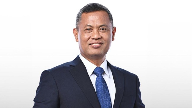 PT Aneka Tambang Tbk (ANTM) atau Antam resmi mengumumkan pergantian direktur utama (dirut) dalam Rapat Umum Pemegang Saham Luar Biasa (RUPSLB), Senin (15/12).