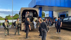 15 WN China Penyerang Prajurit TNI di Ketapang Dibawa ke Imigrasi