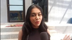 Denada Ceritakan Momen Bahagia Sang Putri Rayakan Ultah Bareng Jerry Aurum
