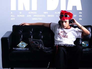 Lirik Lagu EEEE A - Dia