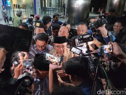 Eks Menag Yaqut Irit Bicara Usai 8 Jam Diperiksa KPK di Kasus Kuota Haji