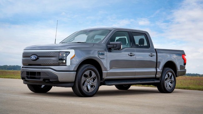 Ford membatalkan pengembangan generasi baru pikap listrik F-150 Lightning dan rencana van komersial listrik.