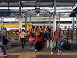 186 Ribu Tiket KA Ludes Terjual di Daop 8 Surabaya Jelang Libur Nataru