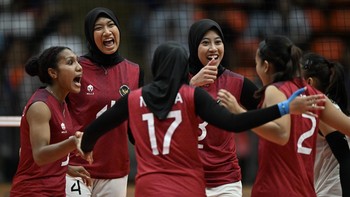 FOTO: Tim Voli Putri Indonesia Raih Perunggu Usai Duel Sengit