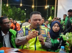 Perkuat Silaturahmi, Kakorlantas Kunjungi Warkop Ojol Kamtibmas Surabaya