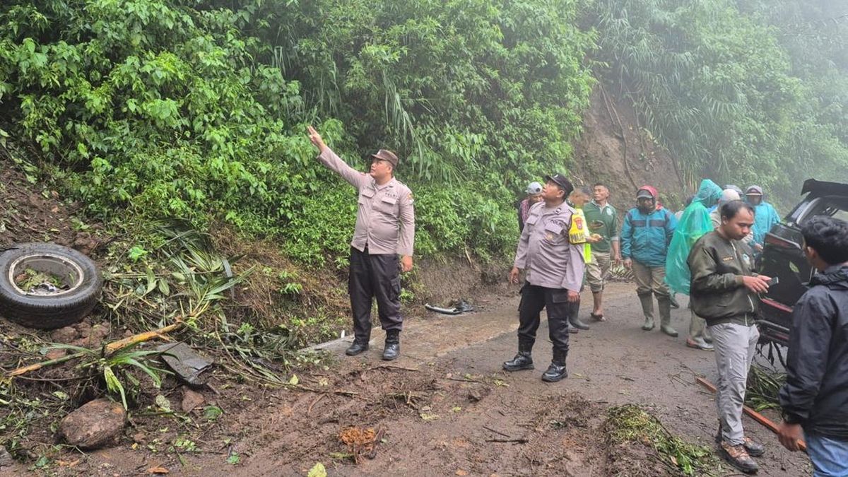 Jip Wisatawan Kecelakaan di Bromo, Dua Orang Tewas