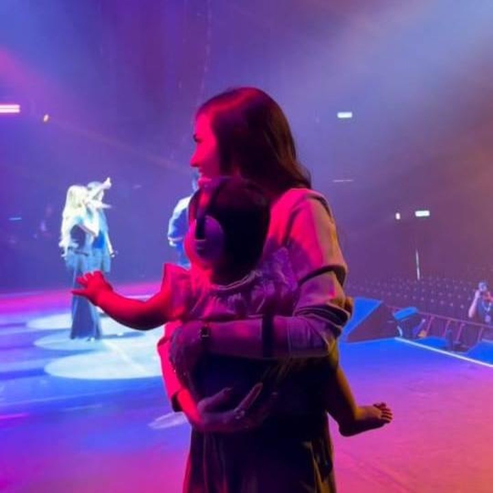 <p>Kehidupan artis Indonesia tampaknya tak pernah lepas dari sorotan publik. Begitu juga dengan pasangan Rizky Febian dan Mahalini Raharja yang kini telah membangun rumah tangga. (Foto: Instagram @mahaliniraharja)</p>