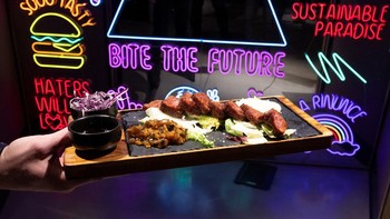 FOTO: Italia Ciptakan Camilan dari Sisa Buah dan Sel Tumbuhan