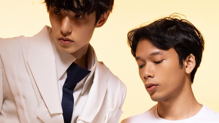 Menilik Kisah di Balik 'MAHASURYA: The Great Light', Kolaborasi House of Radinindra dan eaJ