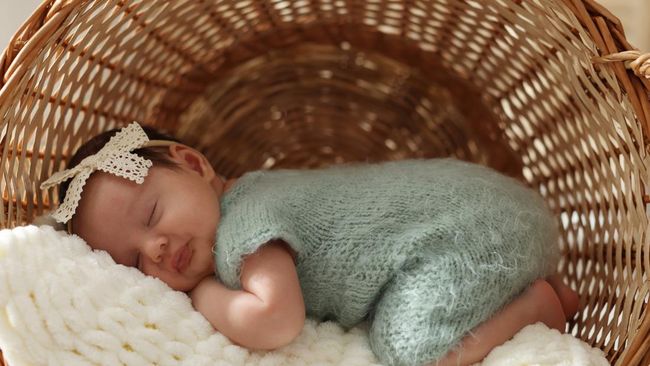 500 Kumpulan Nama Bayi Perempuan dari A-Z Beserta Artinya dari Modern, Islami dan Terindah