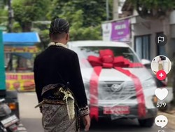Kado Fantastis Pengantin Pria di Nganjuk: 5 Sapi dan Mobil Nyaris Rp 1 M