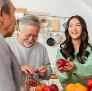 5 Zodiak yang Terlahir Baik Hati dan Penuh Kasih Sayang