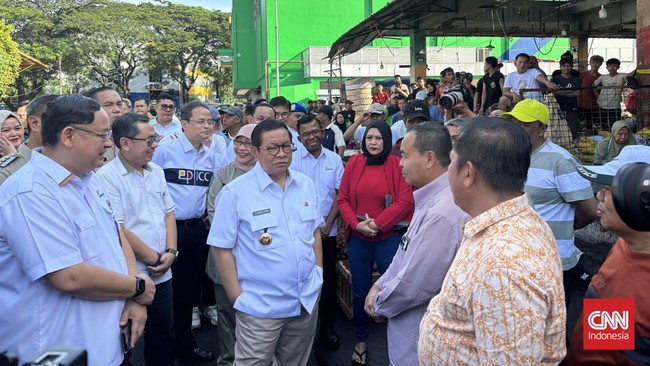 Gubernur DKI Jakarta Pramono Anung menargetkan pembangunan tempat penampungan pedagang sementara di Pasar Induk Kramat Jati bisa rampung dalam lima hari.