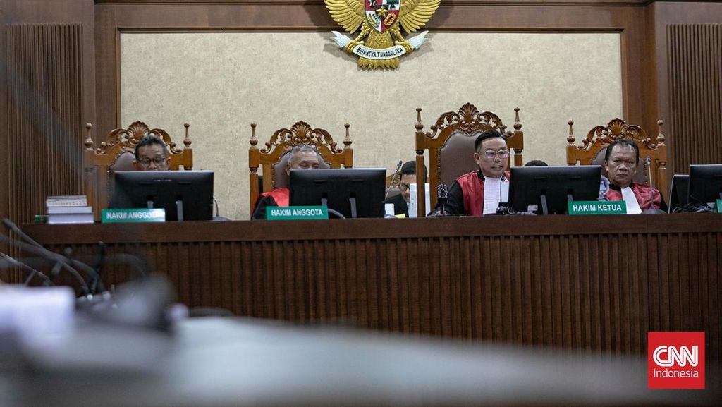 Saksi Ungkap Walkot Semarang Pernah Titip Pengusaha di Proyek Laptop