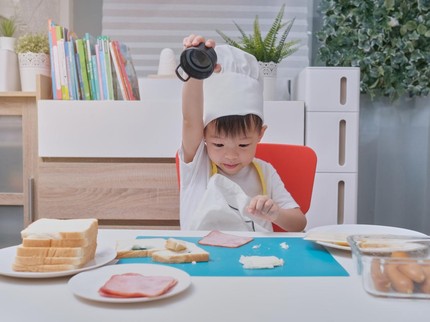 Tak Cuma Belajar di Kelas, Anak TK di China Dilatih Memasak hingga Keterampilan Hidup