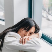 6 Tanda Kamu Perempuan yang Kuat Secara Mental Tetapi Lelah Secara Emosional