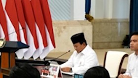 Prabowo Peringatkan Pejabat Jangan Datang ke Daerah Bencana Foto-foto