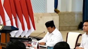 Prabowo Peringatkan Pejabat Jangan Datang ke Daerah Bencana Foto-foto