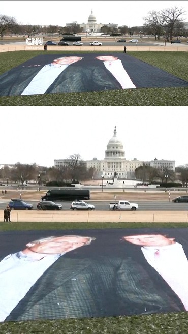Aktivis Bentangkan Foto Raksasa Trump-Epstein di Depan Gedung Capitol
