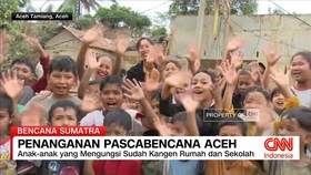 VIDEO: Pascabencana Sumatra: Anak-Anak Pengungsi Kangen Rumah