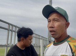 Di Tengah Isu Pelatih Baru, Uston Tegaskan Fokus Persebaya