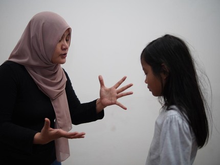 Apakah Orang Tua Bisa Durhaka kepada Anak? Ini Pandangan Islam