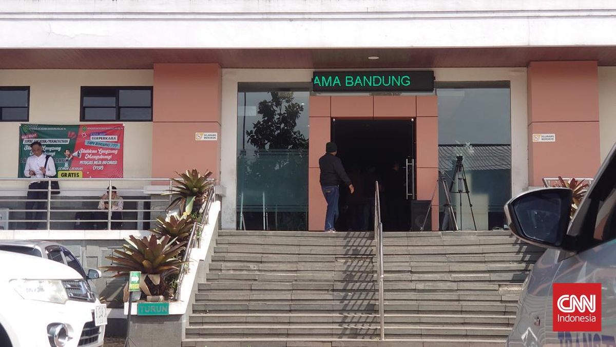 Sidang Perdana Gugatan Cerai Digelar Tanpa Kehadiran Atalia dan RK