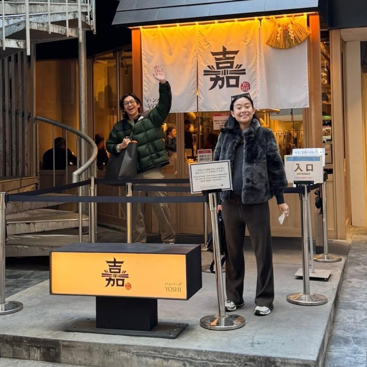 <p>Belum lama ini, Brandon dan sang istri memutuskan untuk babymoon ke Jepang. Melalui unggahan di Instagram, Brandon membagikan momen saat mengunjungi beberapa tempat wisata di Jepang. (Foto: Instagram @brandonsalim)</p>