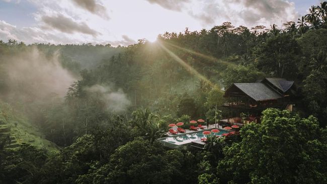 Tahun ini, majalah perjalanan ternama Cond&eacute; Nast (CN) Traveller kembali merilis daftar hotel terbaik di dunia.