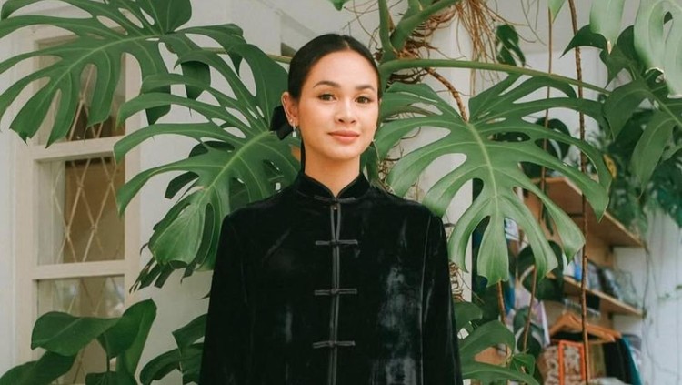 Cerita Andien Berikan Bantuan ke Korban Bencana Sumatera&comma; Helikopter Tidak Bisa Mendarat