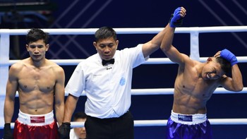FOTO: Kickboxing Indonesia Raih Emas Usai Insiden SEA Games 2025