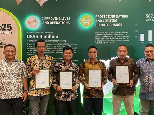 Sukses Petani Swadaya Sumatra Raih Sertifikasi RSPO dengan SMIILE