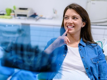 Cabut Gigi saat Hamil: Prosedur yang Aman, Hal yang Perlu Diperhatikan & Cara Menjaganya