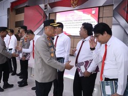 Kapolres Rohil Beri Penghargaan 22 Personel yang Ungkap Sabu 79,9 Kg