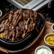 Dianggap Bikin Sial, Ini 6 Daftar Makanan Pantangan saat Perayaan Tahun Baru