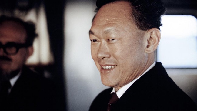 Pemerintah Singapura resmi menetapkan rumah bapak pendiri Singapura, Perdana Menteri pertama Lee Kuan Yew, sebagai aset nasional pada Jumat (12/12).