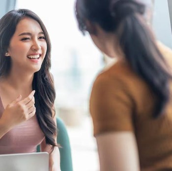 5 Kalimat yang Menunjukkan Kamu adalah Pendengar yang Baik