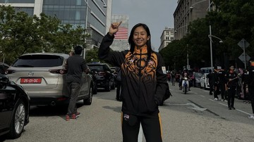 Sorotan Dunia Olahraga CNN Sport : Viral Ofisial Tim Silat Malaysia Serang Wasit dan Juri SEA Games