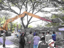 172 Bangunan Liar di Bekasi Dibongkar gegara Diduga Sarang Prostitusi