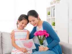 50+ Kata-kata Mutiara Hari Ibu, Bisa untuk Caption Foto di Medsos!