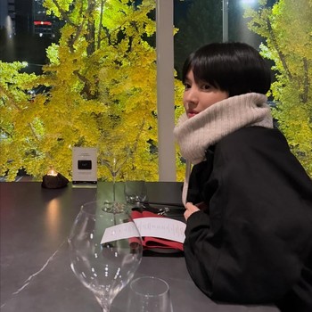 Song Hye Kyo Tampil dengan Gaya Rambut Super Pendek, Ternyata Ini Alasannya!