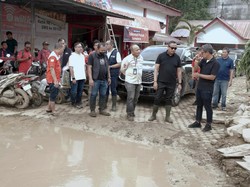 Telkom Salurkan Bantuan Rp 2,3 M-Pemulihan Konektivitas di Sumatera