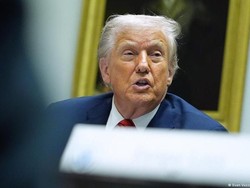 Trump Larang Warga dari 39 Negara Masuk AS Mulai 2026