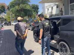 Total 4 Orang Diciduk Buntut Aplikasi Matel Sebar Data Nasabah di Gresik