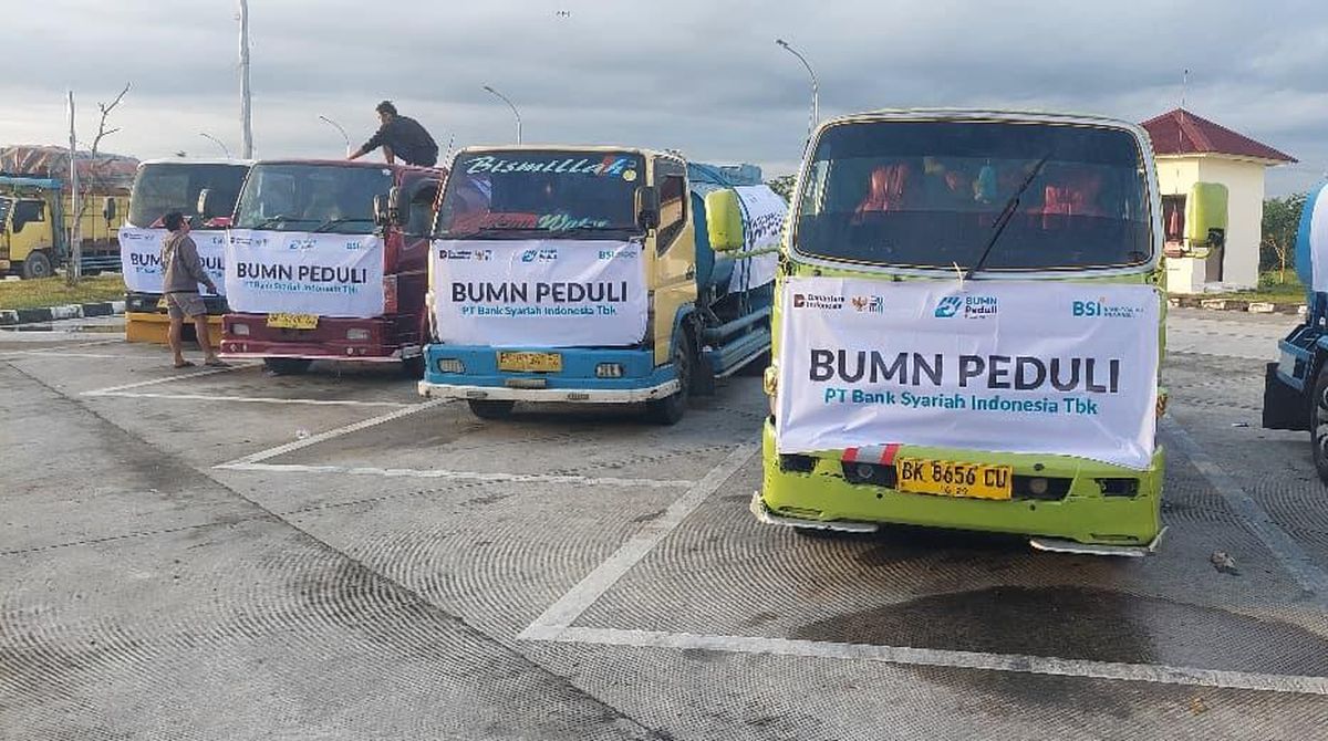 BSI Kirim 25 Tangki Air Bersih untuk Warga Terdampak Aceh