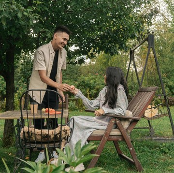 Cinta Harus Diimbangi Logika! 5 Seni Bertahan dalam Hubungan Tanpa Kehilangan Diri Sendiri