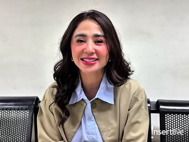 Ulang Tahun ke-39, Dewi Perssik Terharu Dapat Voice Note Soft Spoken dari Anak