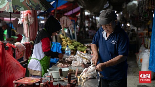 Polda Sumatera Utara (Sumut) mengingatkan pedagang di pasar tradisional agar tidak menaikkan harga bahan pokok secara tidak wajar menjelang Lebaran 2026.