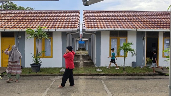 Pemerintah mulai membangun hunian sementara (huntara) di Sumatra Barat untuk masyarakat terdampak bencana. Proses pembangunan dilakukan secara bertahap.